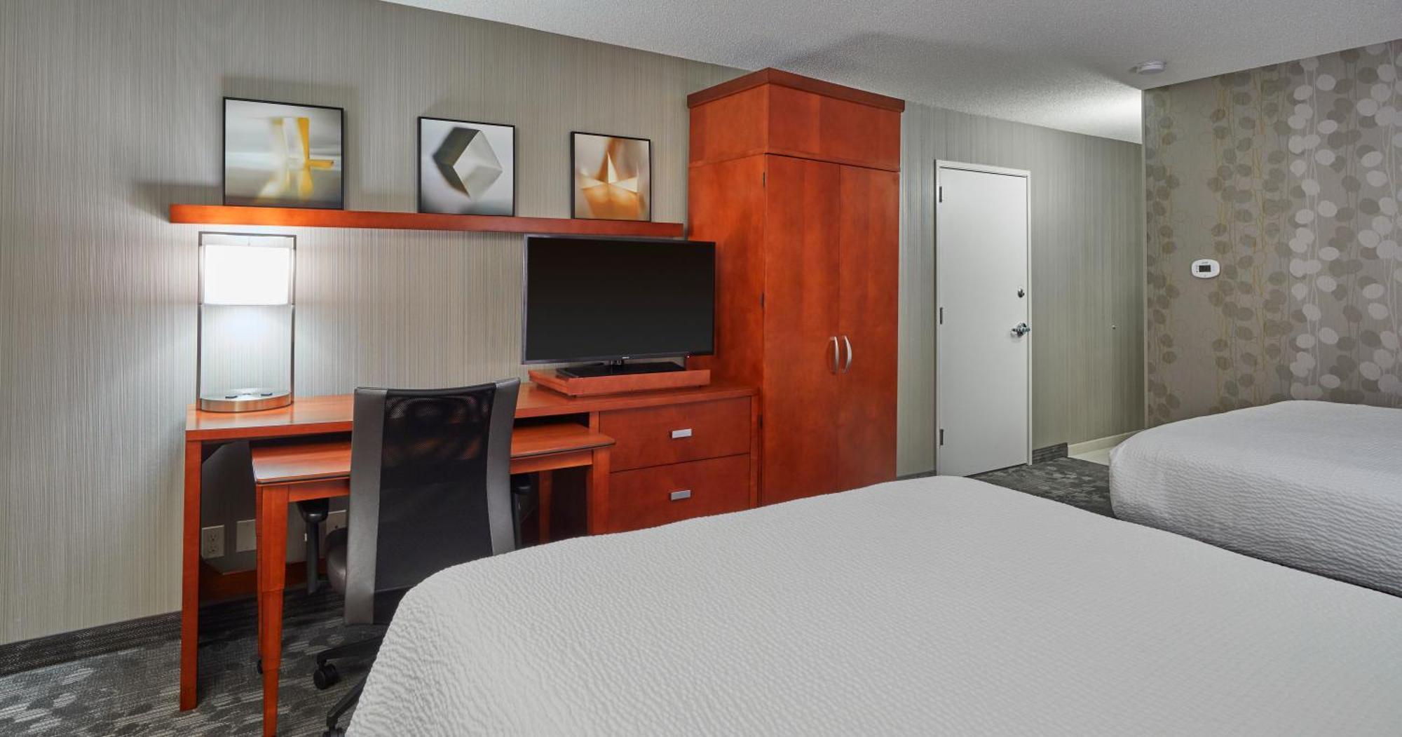 Courtyard By Marriott Eugene Springfield Hotel Екстериор снимка